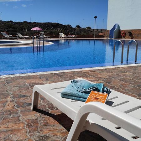 Huebsche Ferienwohnung Mit 2 Schlafzimmern, Pool Und Wlan, Strandnaehe Callao Salvaje Exterior photo
